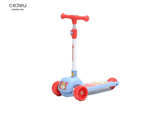 Scooter minuscule de roue de l'enfant en bas âge 3 ULTRA léger pendant des années des âges 2 - 6