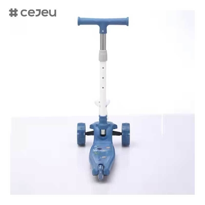 CJ-YLKB-808 2025 Vente à chaud Petit astronaute scooter électrique pour enfants Trois roues en PU lumière et musique Produit de danse élastique et bon marché