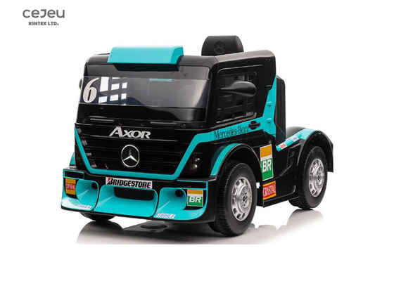 Tour électrique sur le camion 12V à piles avec à télécommande
